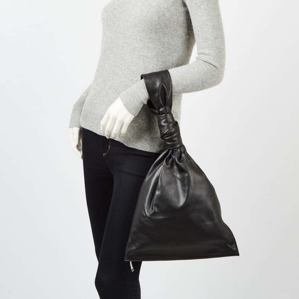 Bottega Veneta Black Lambskin Leather - Picture 2 of 4